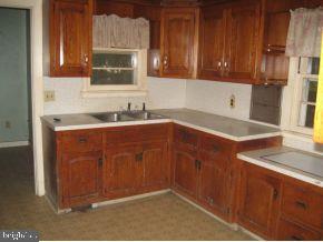 21 Jennings Road Manahawkin, NJ 08050 - Photo 9 of 10