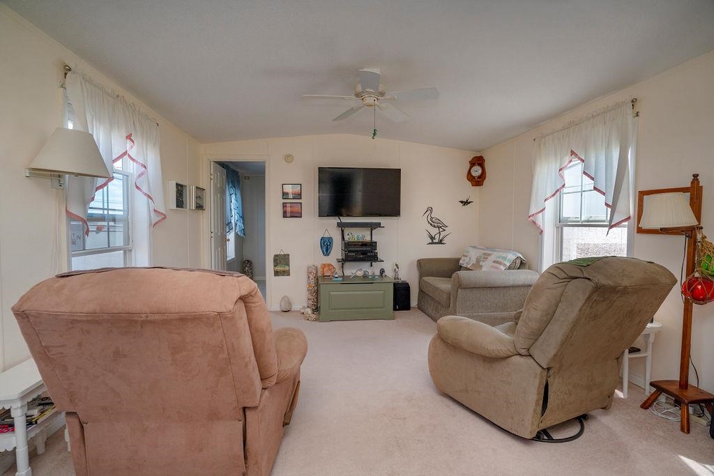 27 Cross Beach Road Seabrook, NH 03874 - Photo 16 of 29