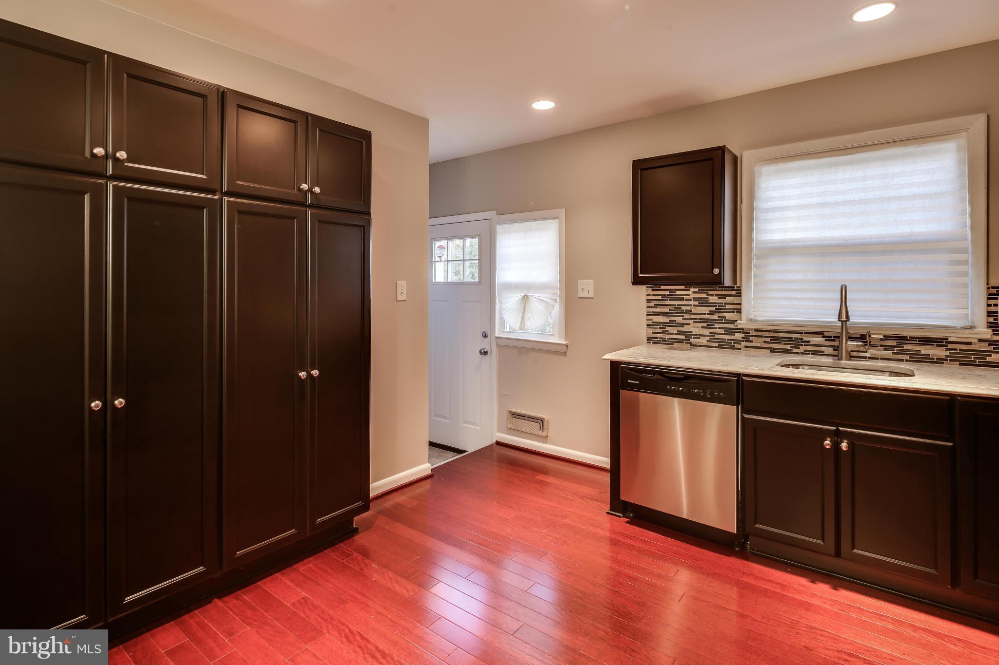 6803 Brompton Road Baltimore, MD 21207 - Photo 4 of 30 Kitchen