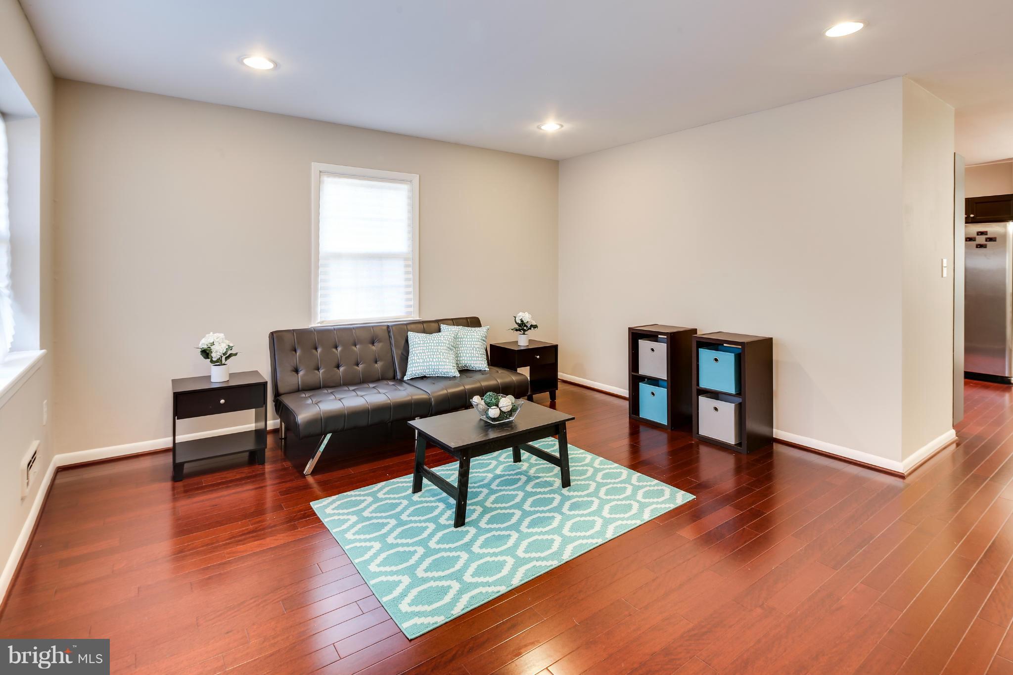 6803 Brompton Road Baltimore, MD 21207 - Photo 6 of 30 Family Room