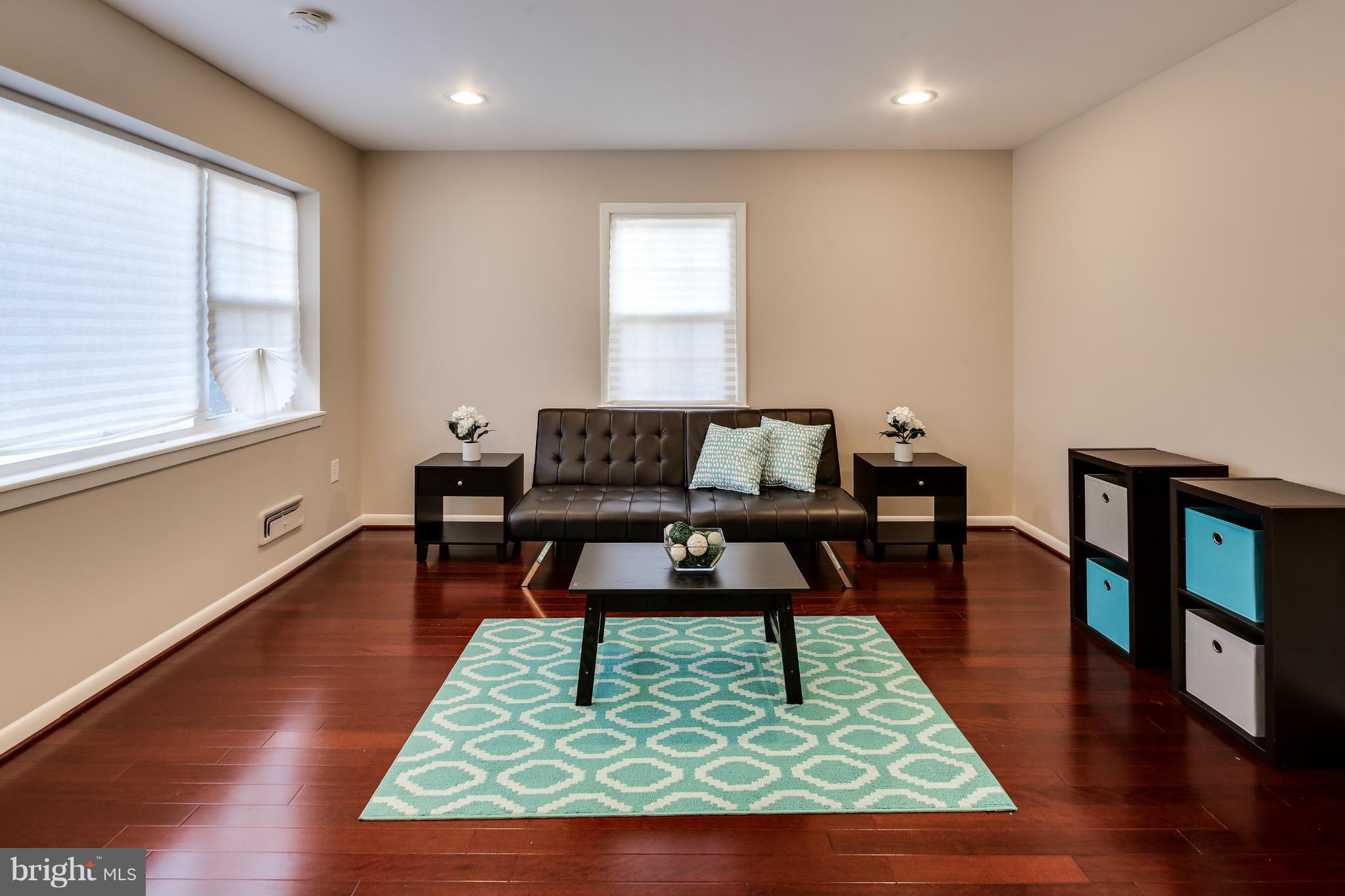 6803 Brompton Road Baltimore, MD 21207 - Photo 7 of 30 Family Room