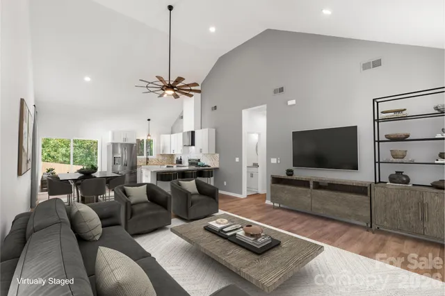 $269,000 | 514 North Mulberry Street, Cherryville, NC 28021