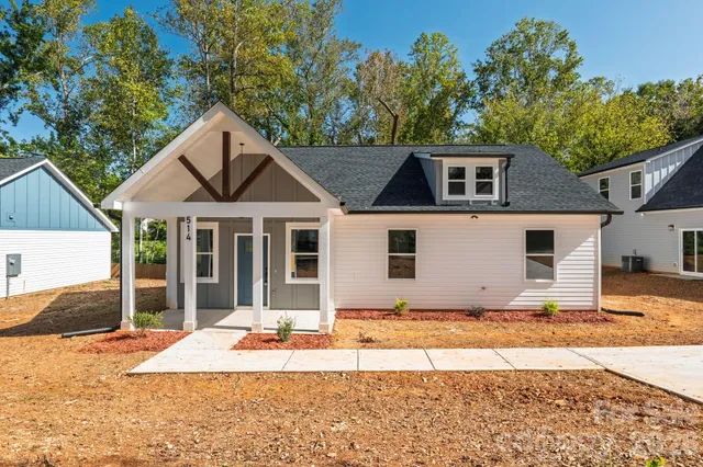$269,000 | 514 North Mulberry Street, Cherryville, NC 28021