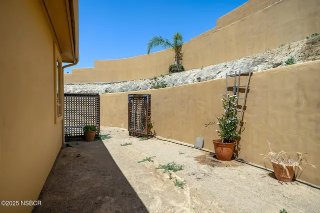 $1,199,999 | 9805 Steelhead Road, Paso Robles, CA 93446