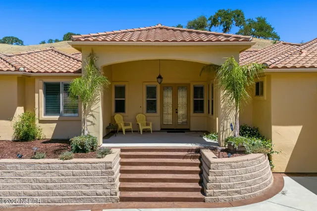 $1,199,999 | 9805 Steelhead Road, Paso Robles, CA 93446