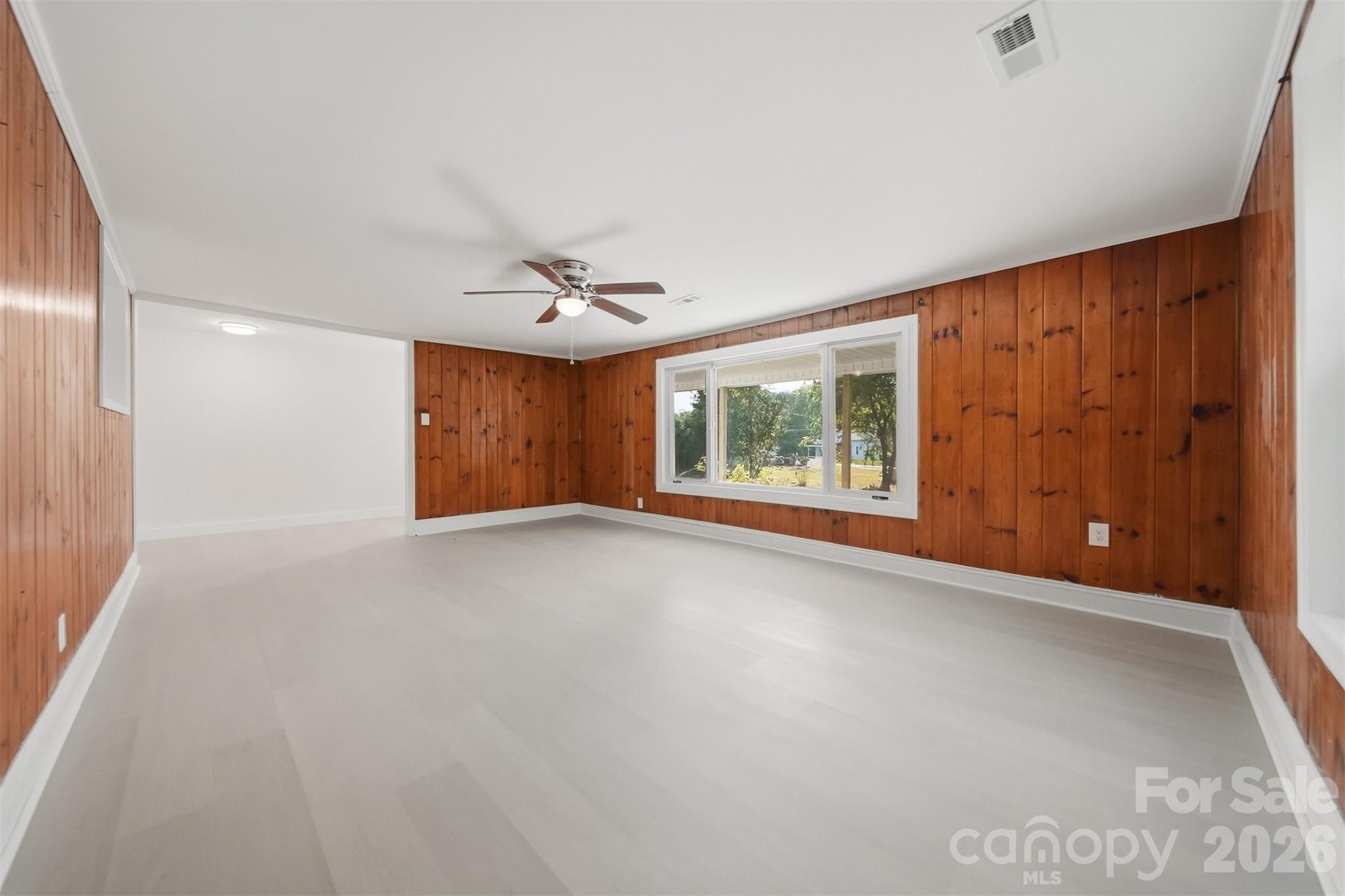 218 33rd Street Southwest Hickory, NC 28602 - Photo 20 of 26