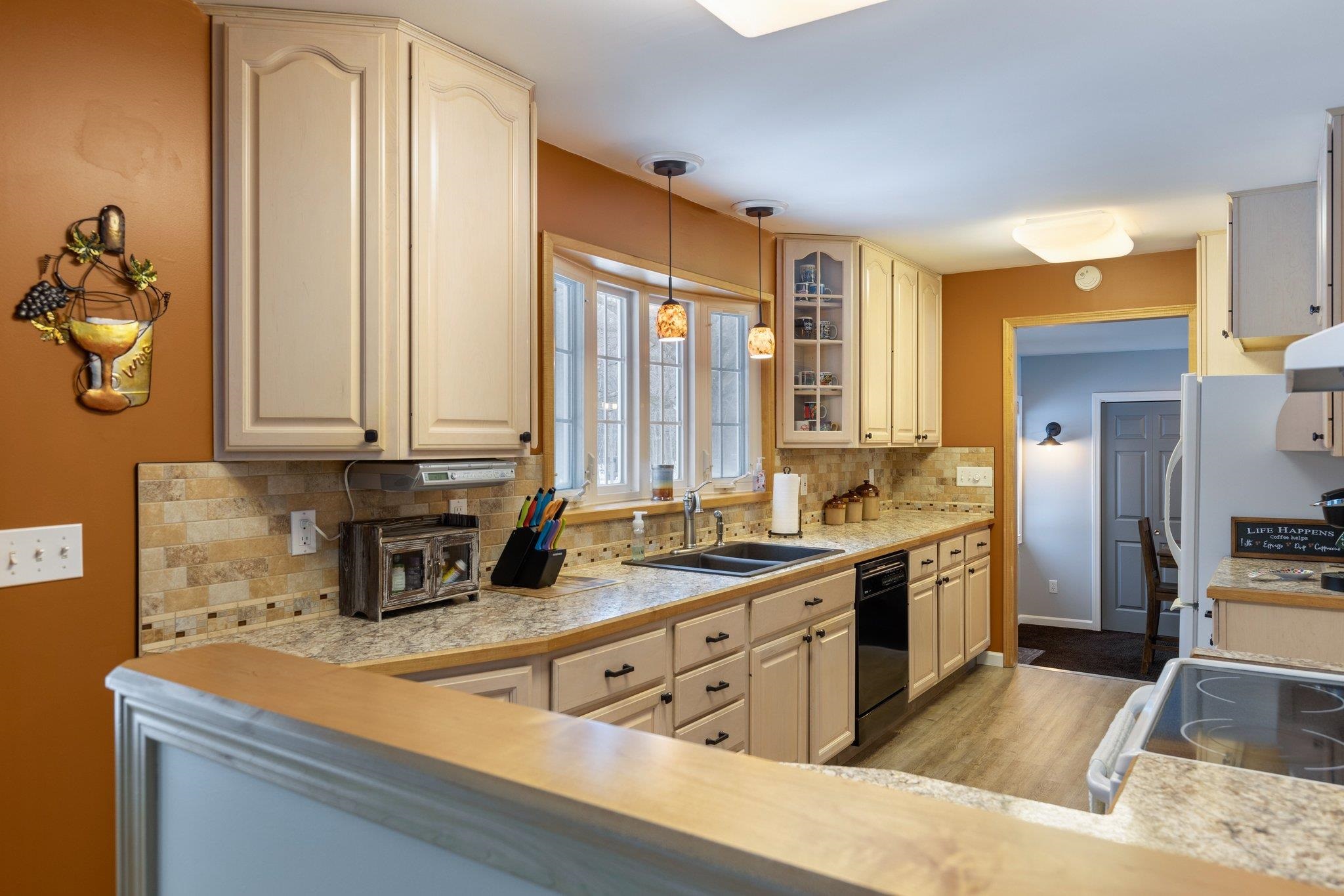 1014 East Van Buren Road Alma, MI 48801 - Photo 18 of 60 1896118-17.JPG