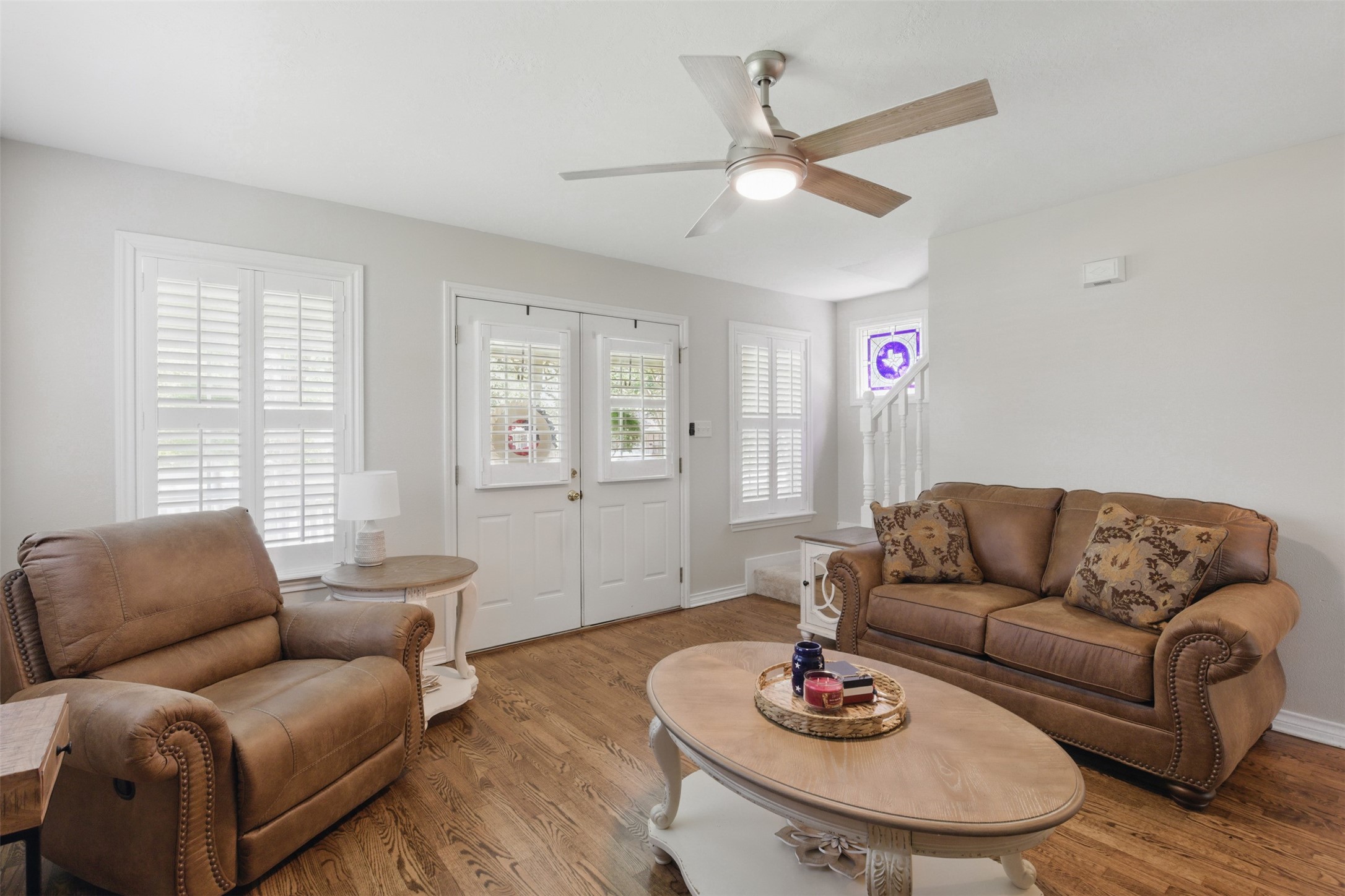 407 West Main Street Brenham, TX 77833 - Photo 12 of 50 a living room with furniture and a table