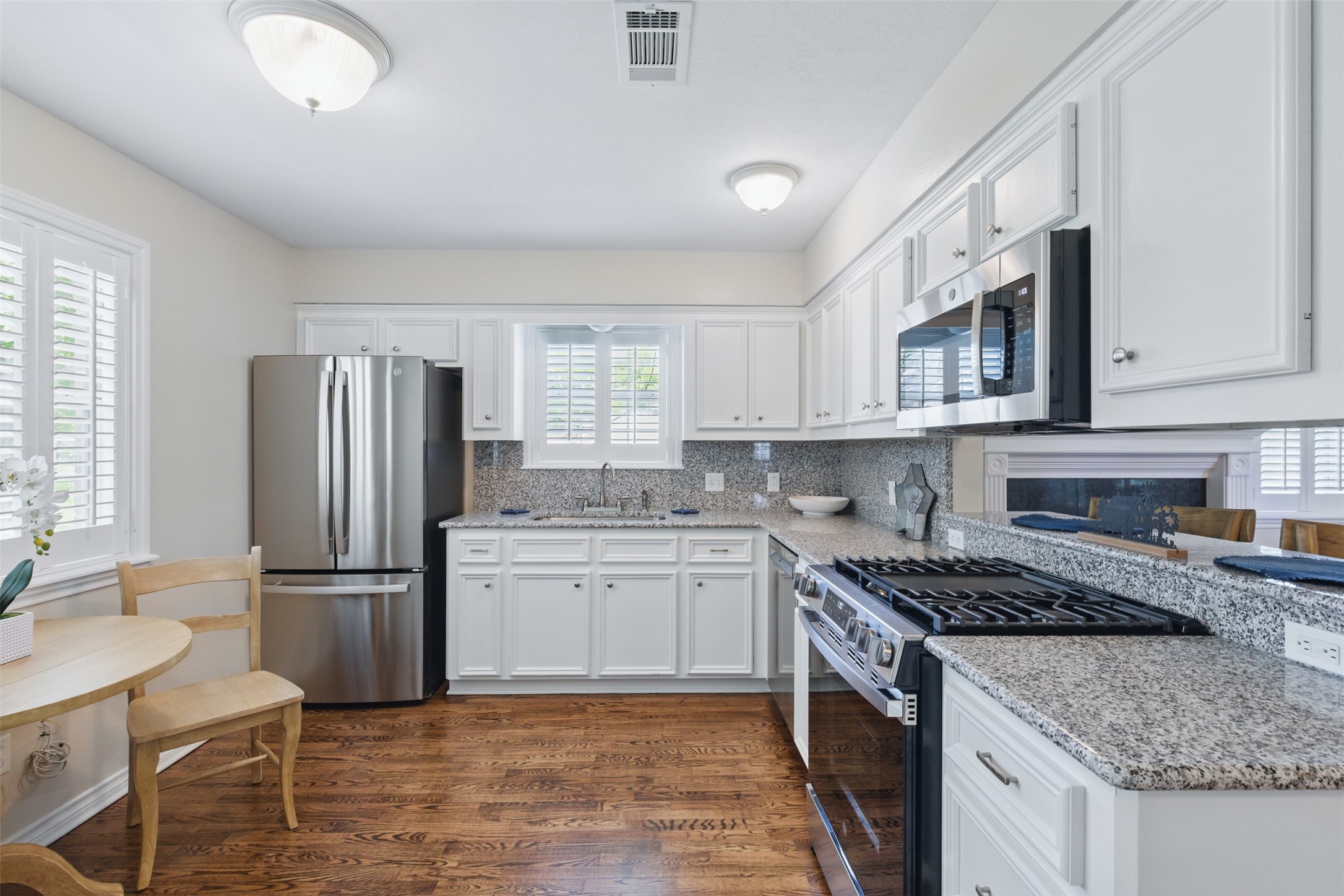 407 West Main Street Brenham, TX 77833 - Photo 14 of 50