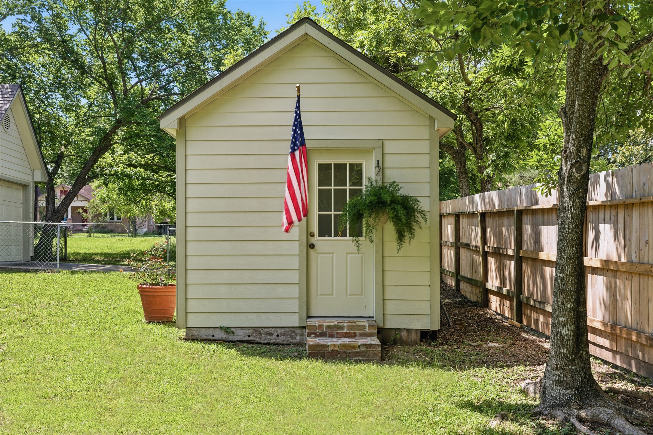 407 West Main Street Brenham, TX 77833 - Photo 40 of 50 a view of a house with a yard