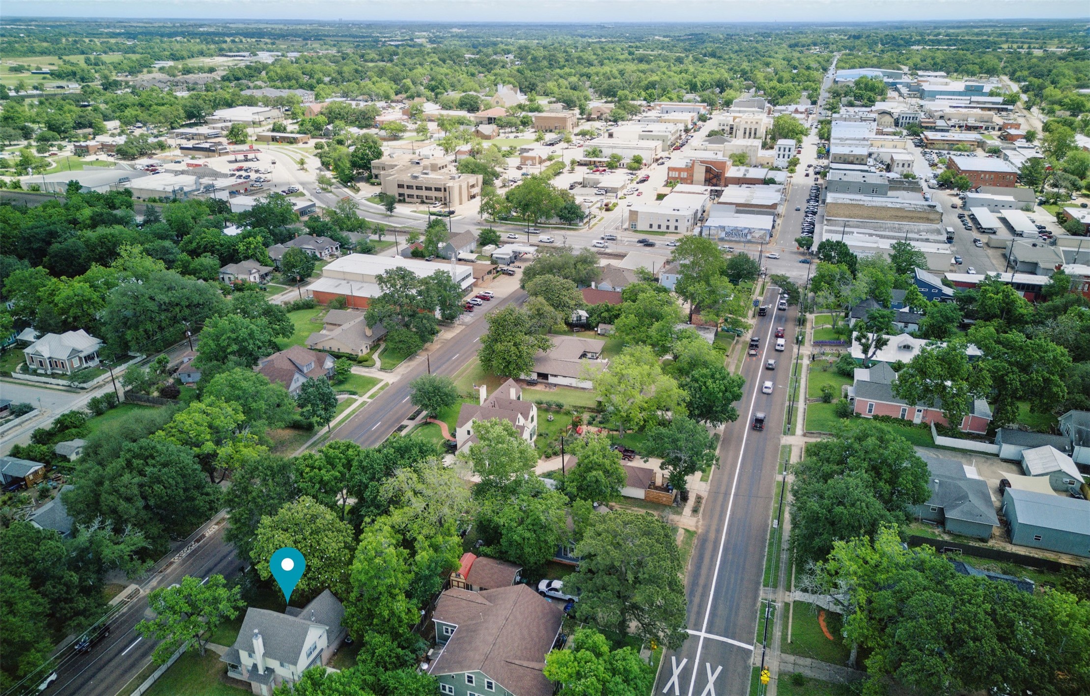 407 West Main Street Brenham, TX 77833 - Photo 43 of 50 an aerial view of multiple house