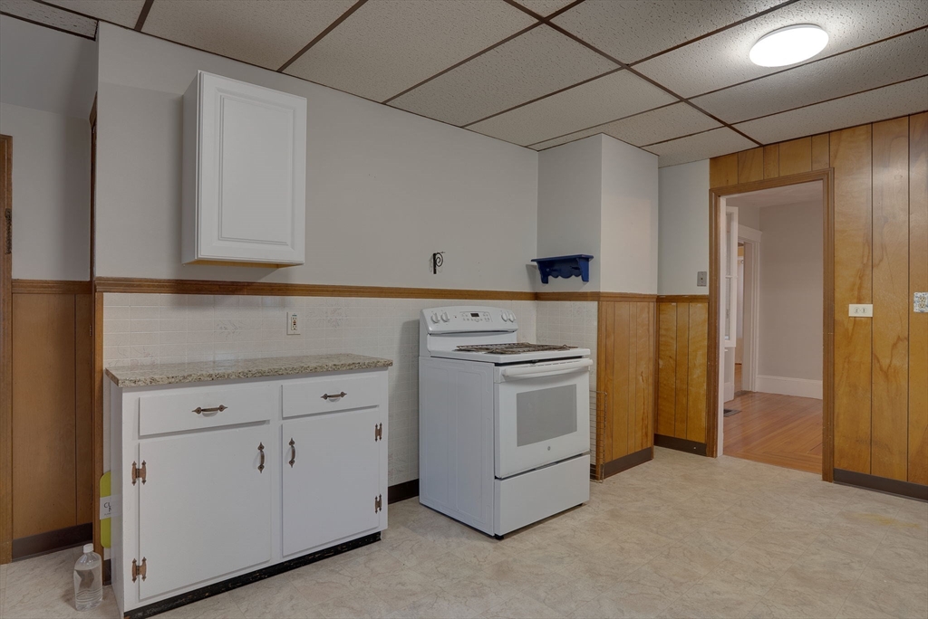 40 Simpson Avenue Somerville, MA 02144 - Photo 16 of 34