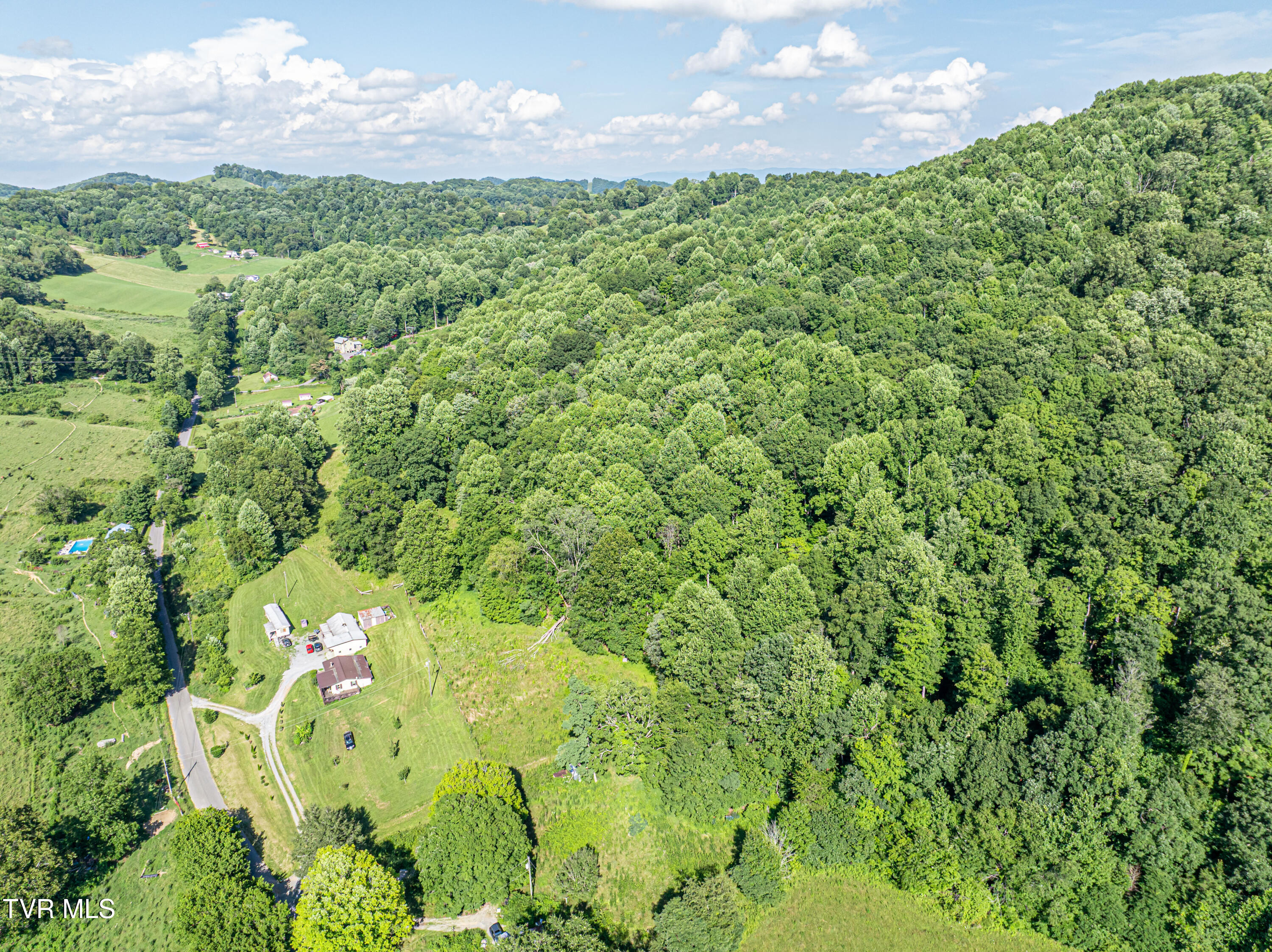 4432 Walker Mountain Road Bristol, VA 24202 - Photo 67 of 73 Walker Mountain-33