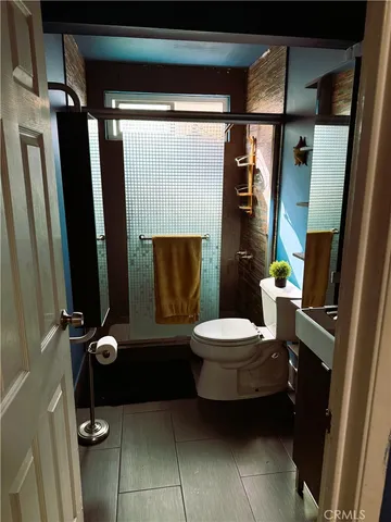 $649,900 | 1900 Glenoaks Avenue, Unit F, Anaheim, CA 92801