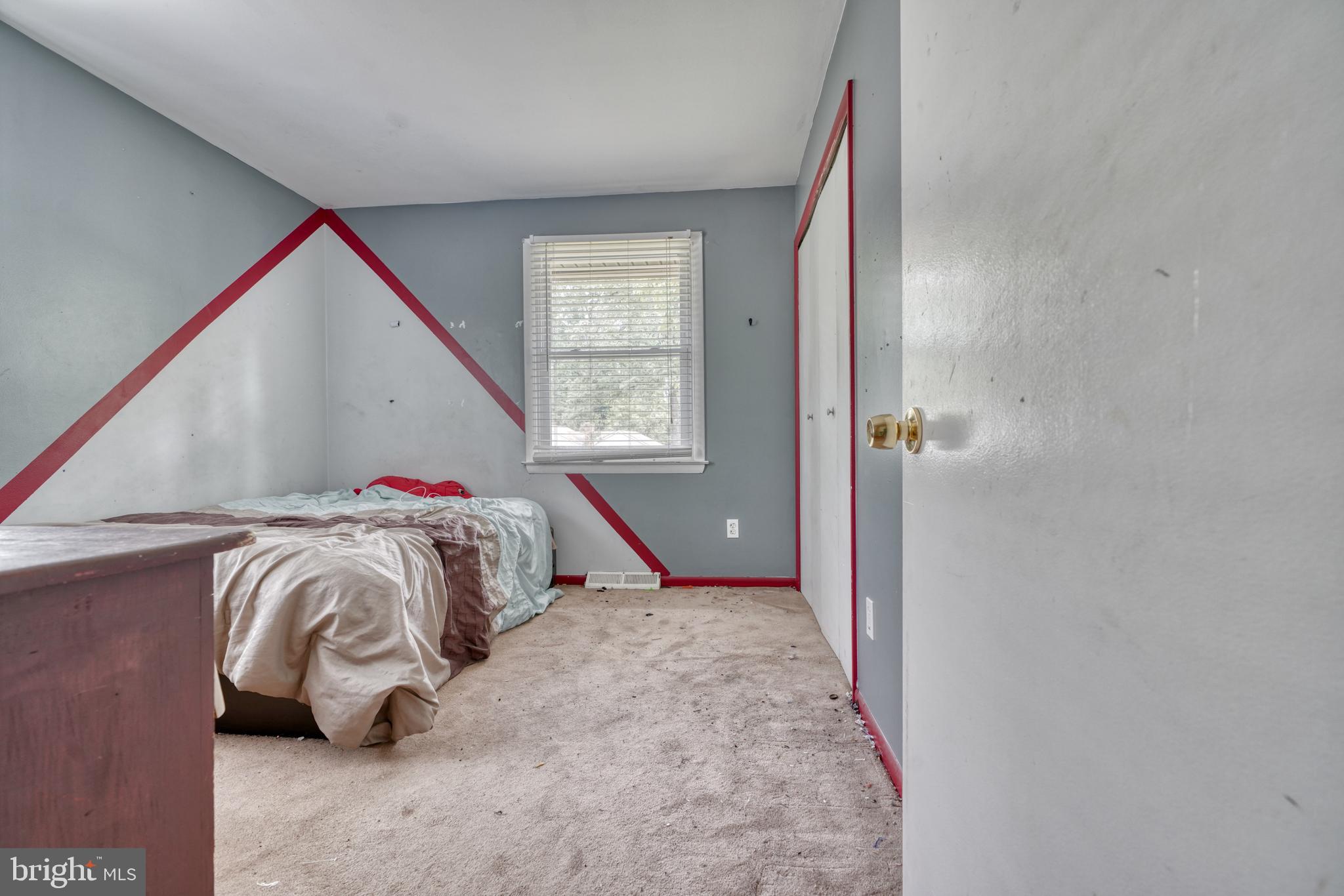 79 Circle Road Pasadena, MD 21122 - Photo 12 of 37