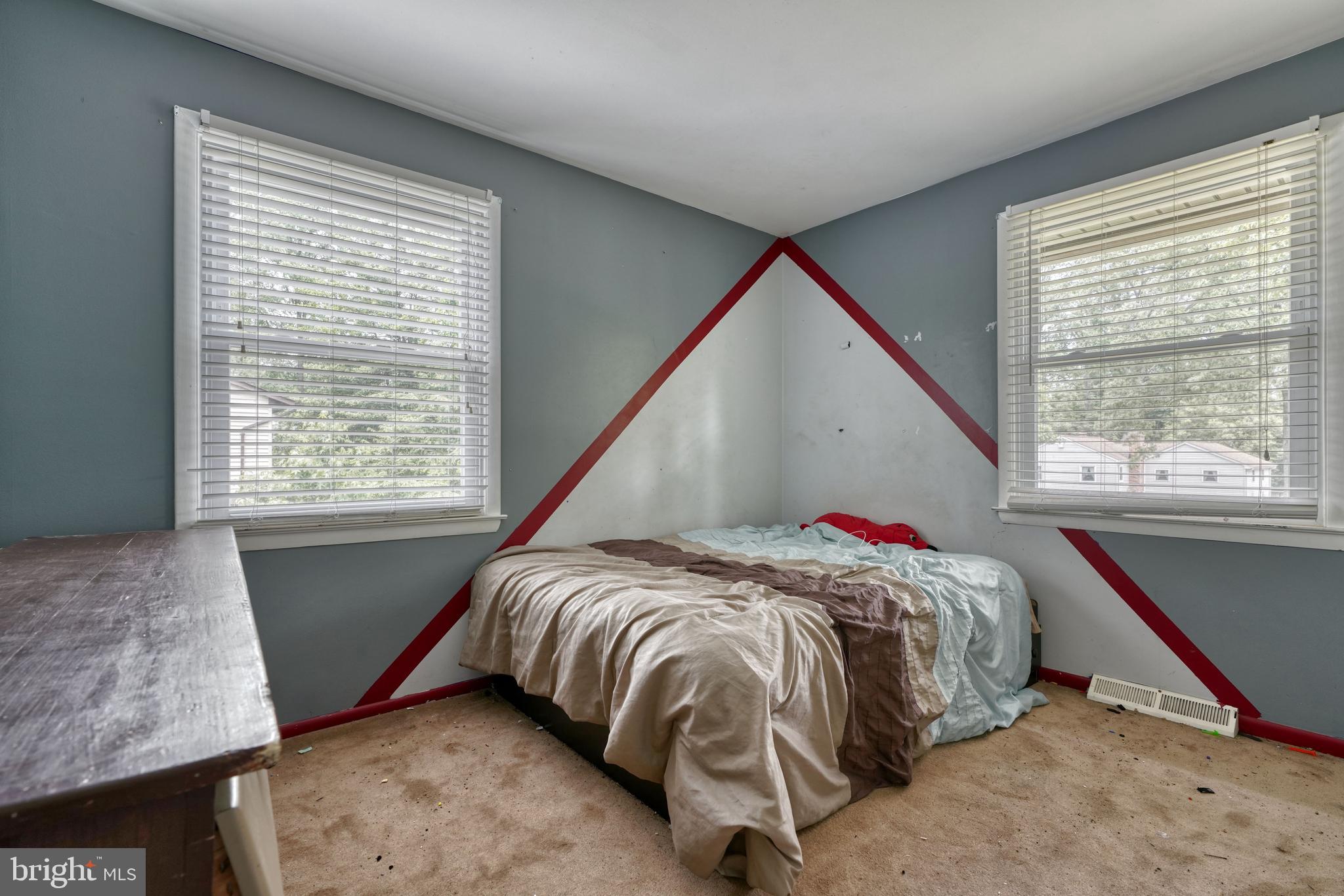 79 Circle Road Pasadena, MD 21122 - Photo 13 of 37