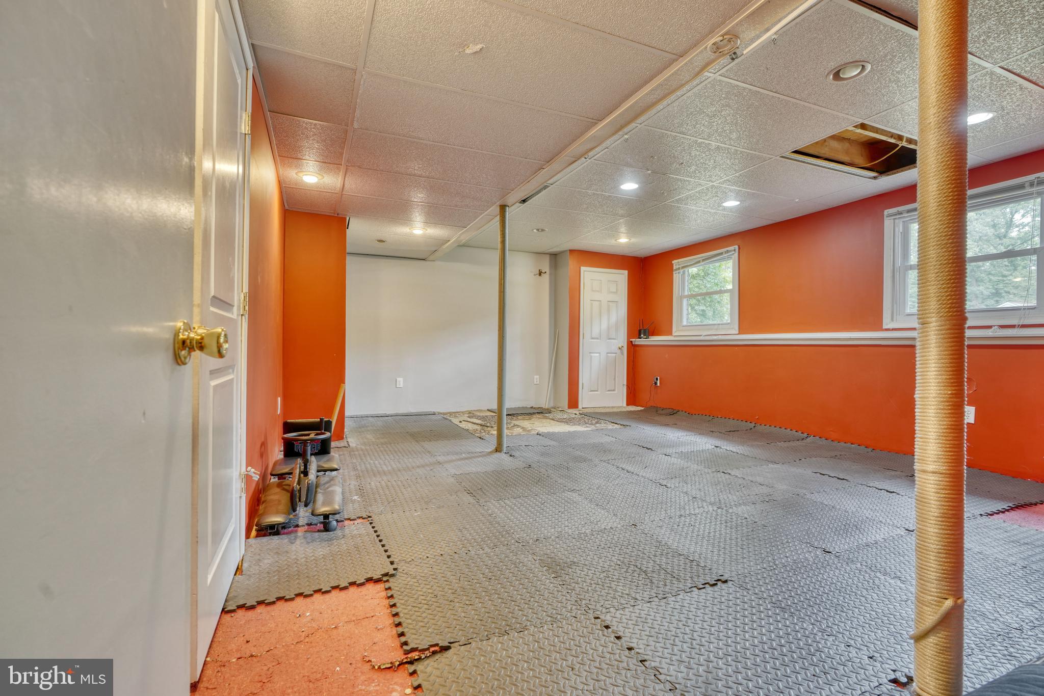 79 Circle Road Pasadena, MD 21122 - Photo 30 of 37