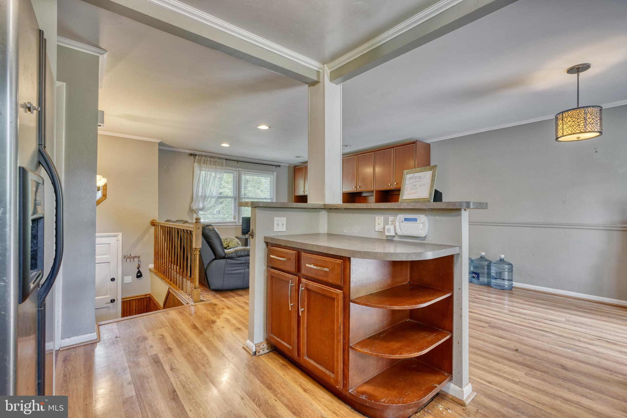 79 Circle Road Pasadena, MD 21122 - Photo 10 of 37