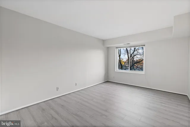 $2,950 | 8340 Greensboro Drive, Unit 207, McLean, VA 22102