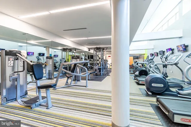 $2,950 | 8340 Greensboro Drive, Unit 207, McLean, VA 22102