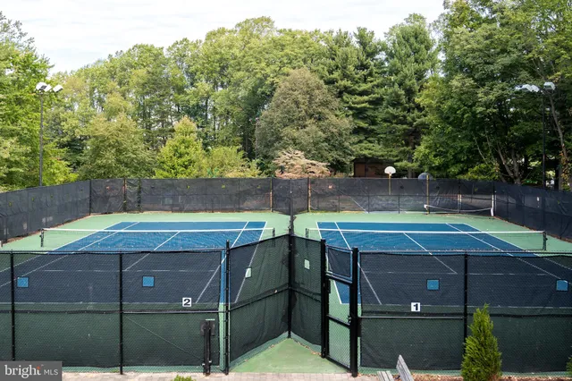 $2,950 | 8340 Greensboro Drive, Unit 207, McLean, VA 22102