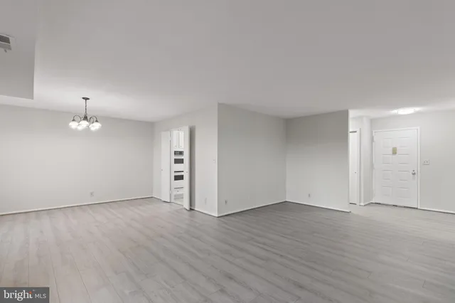 $2,950 | 8340 Greensboro Drive, Unit 207, McLean, VA 22102