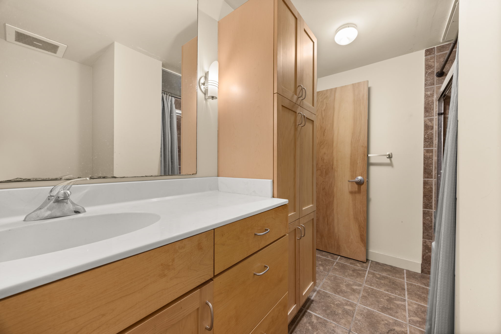 711 West 26th Street, Unit 303 Austin, TX 78705 - Photo 18 of 38
