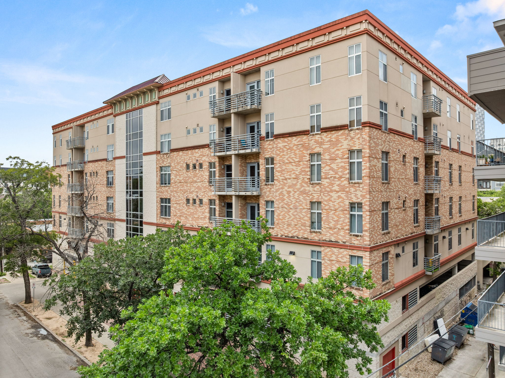 711 West 26th Street, Unit 303 Austin, TX 78705 - Photo 37 of 38