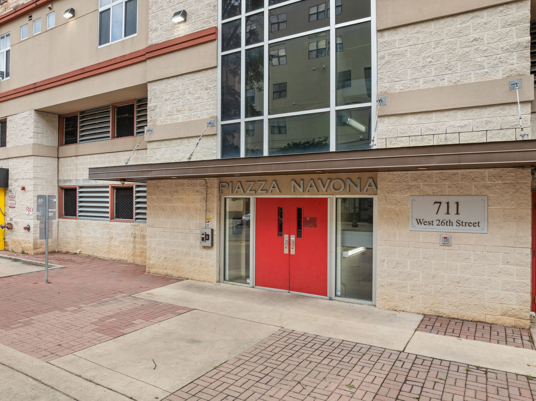 711 West 26th Street, Unit 303 Austin, TX 78705 - Photo 4 of 38