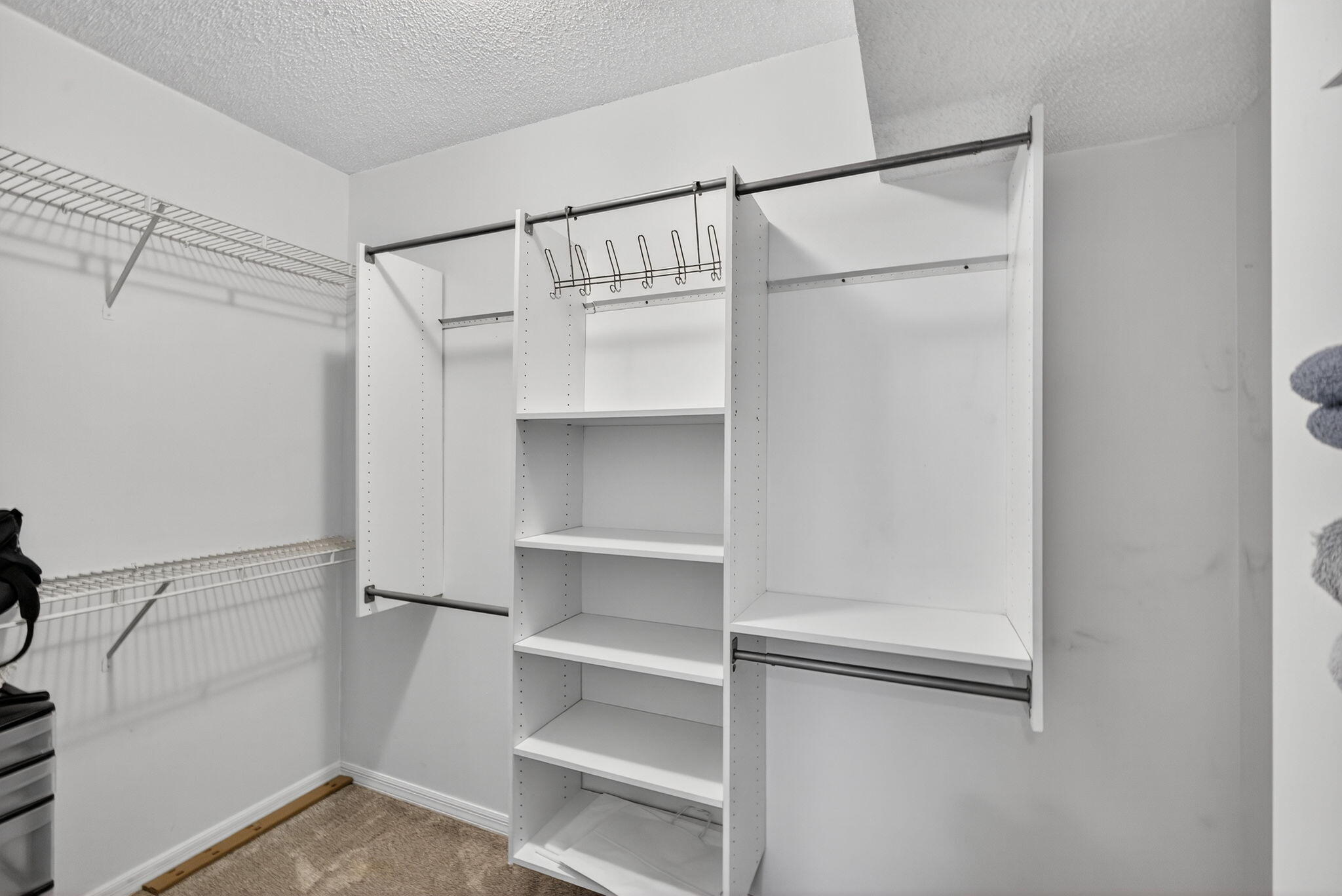 1609 Mizzenmast Way, Unit 1609 Jupiter, FL 33477 - Photo 25 of 48 Primary Walk-in Closet