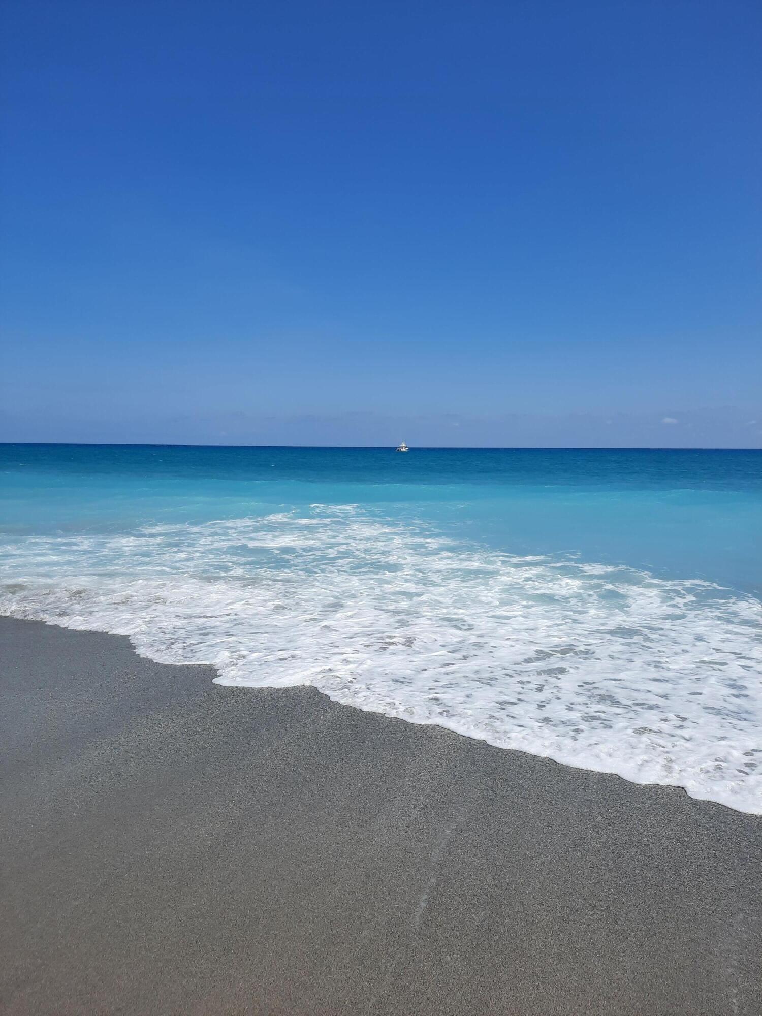 1609 Mizzenmast Way, Unit 1609 Jupiter, FL 33477 - Photo 41 of 48 Jupiter Beach, FL - Copy (2)