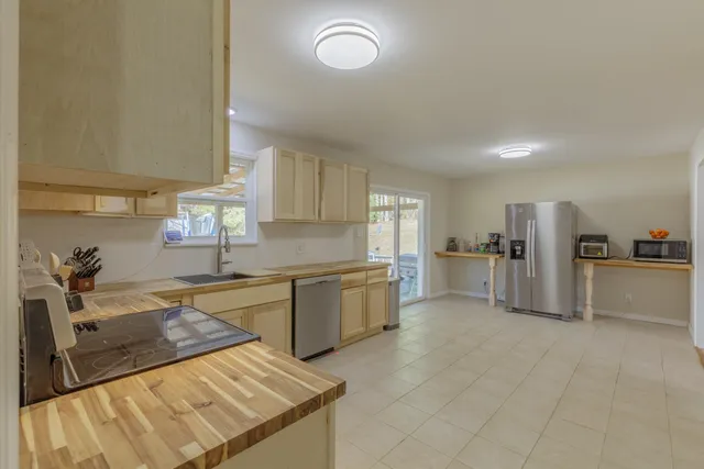 $379,900 | 1144 Ridgeway Road, LaFayette, GA 30728