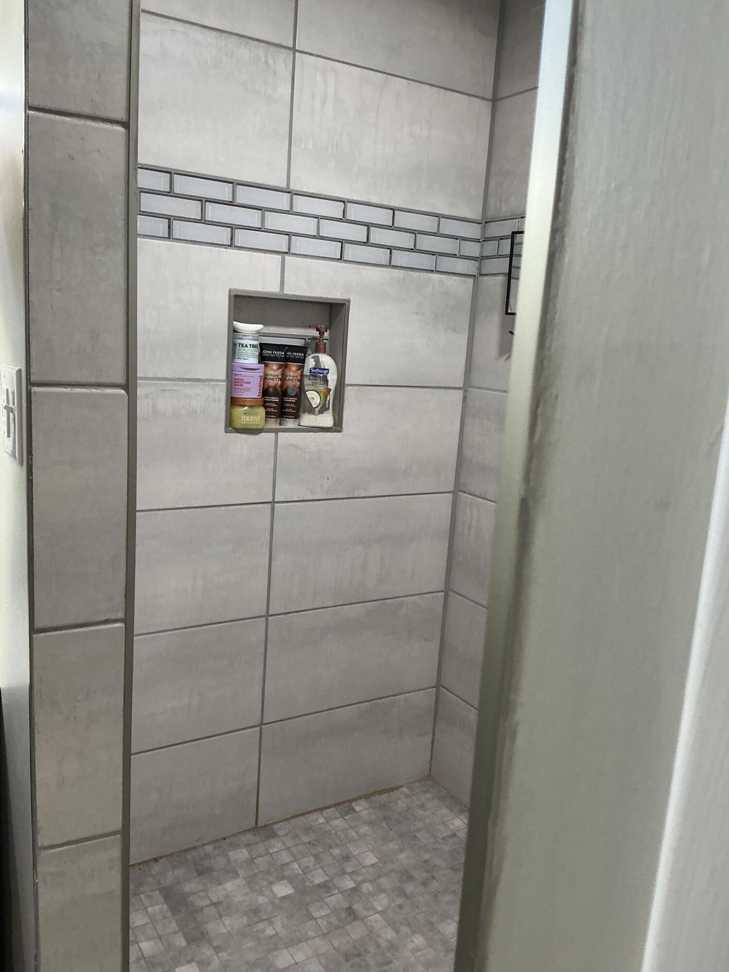 1144 Ridgeway Road LaFayette, GA 30728 - Photo 44 of 87 Shower