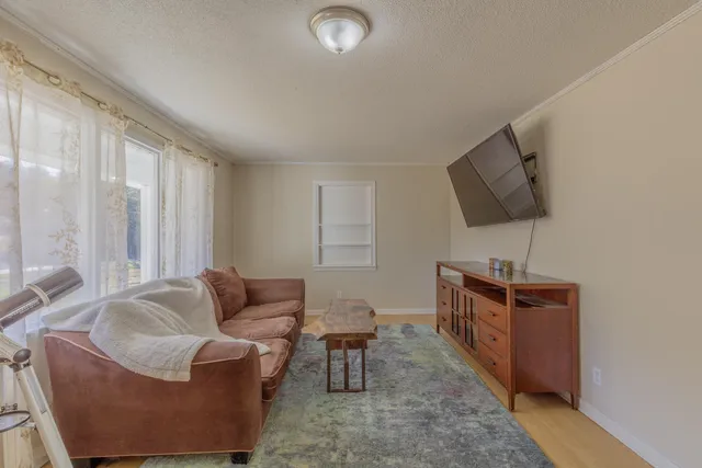 $379,900 | 1144 Ridgeway Road, LaFayette, GA 30728