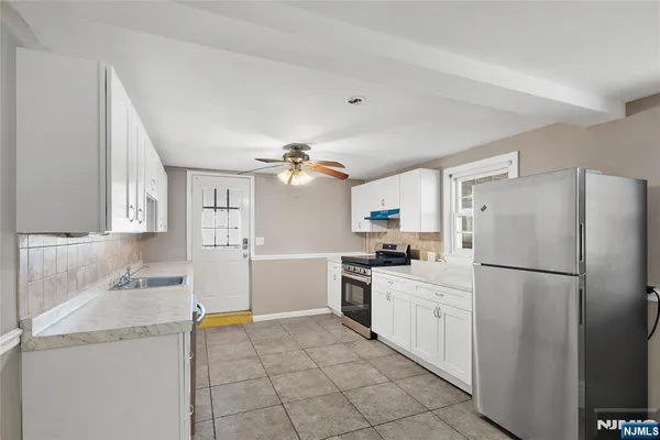 $690,000 | 334 Pine Street, Pompton Lakes, NJ 07442
