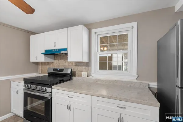 $690,000 | 334 Pine Street, Pompton Lakes, NJ 07442