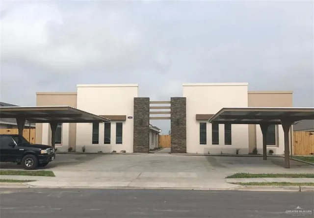 $1,100 | 701 Cathedral Hill, Unit 1, Edinburg, TX 78541