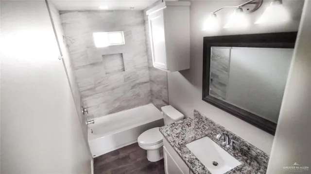 $1,100 | 701 Cathedral Hill, Unit 1, Edinburg, TX 78541