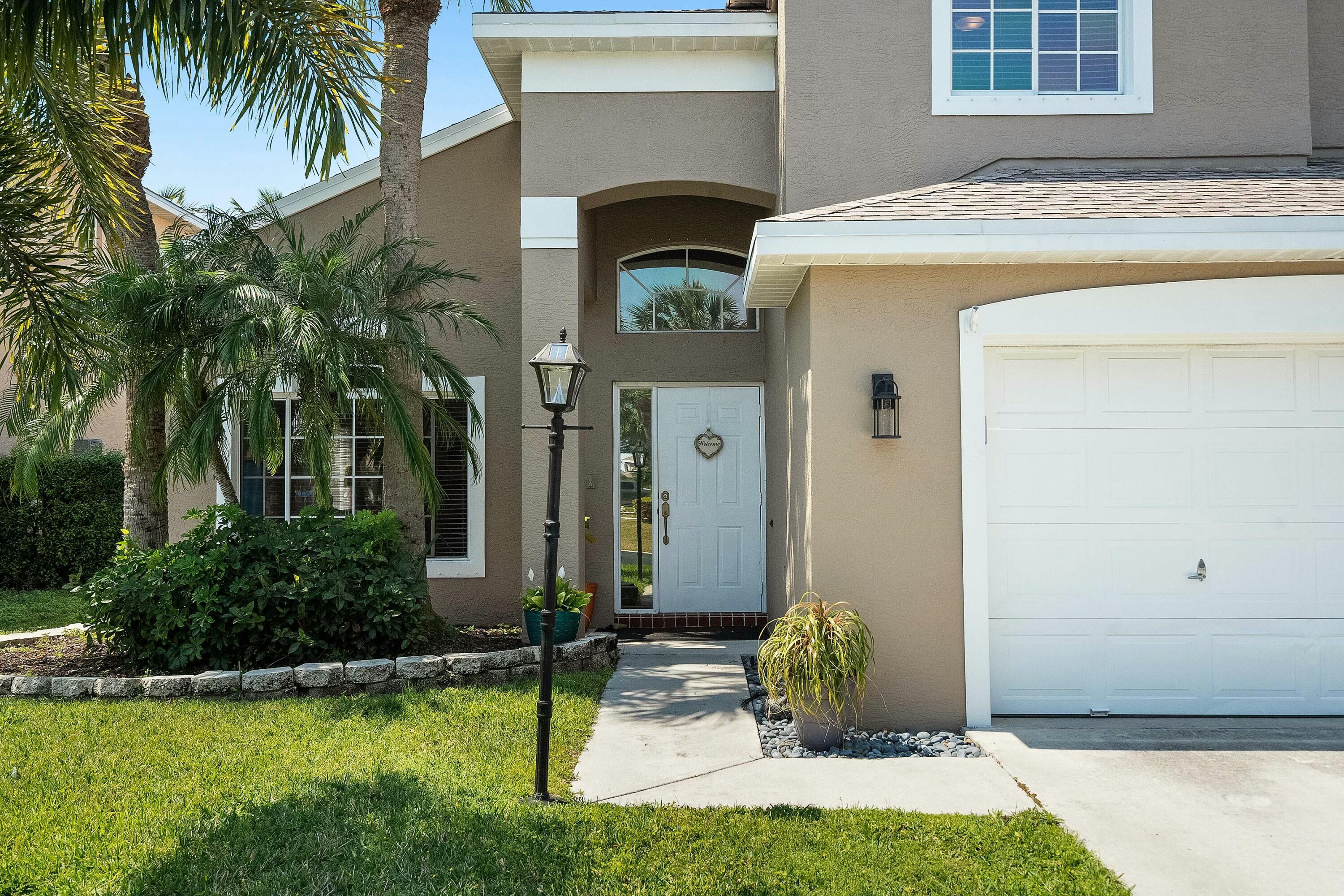 2480 Southeast Springtree Place Stuart, FL 34997 - Photo 3 of 39 tempImagetCndve