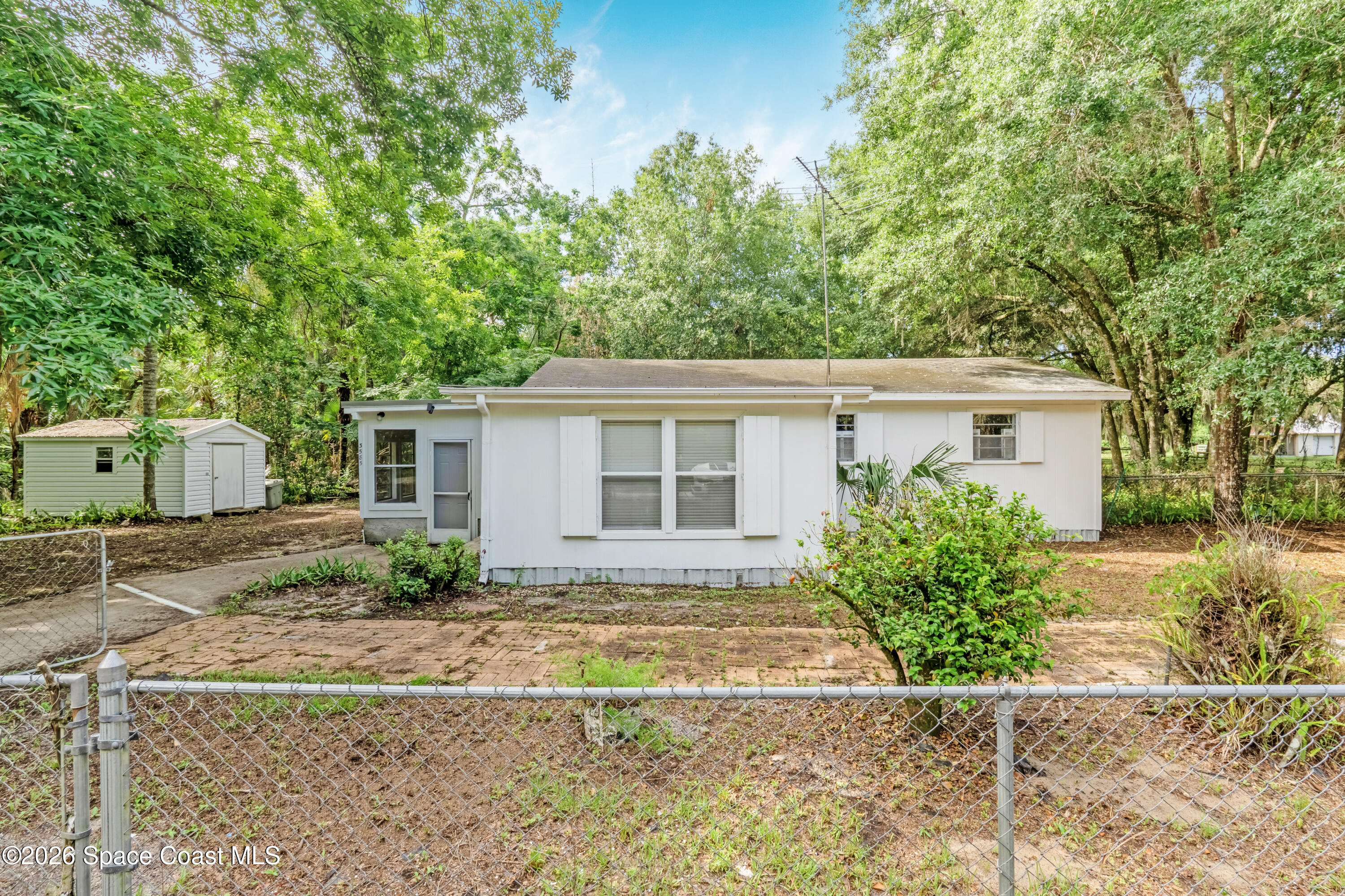 3585 Aurantia Road Mims, FL 32754 - Photo 31 of 32 DSC09135-HDR