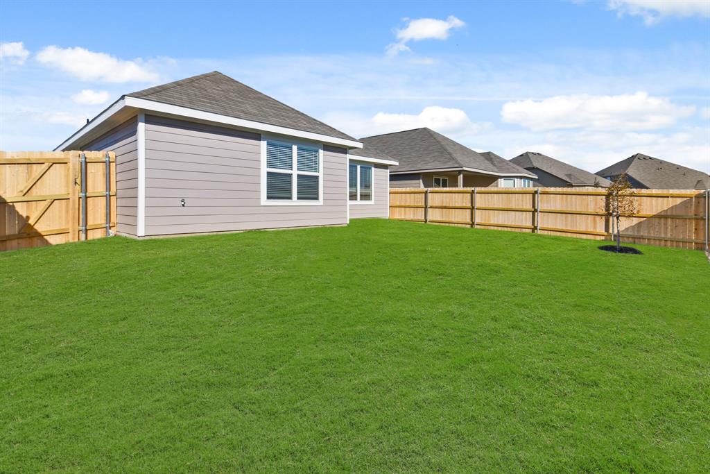 5045 Wellborn Road Crowley, TX 76036 - Photo 18 of 40