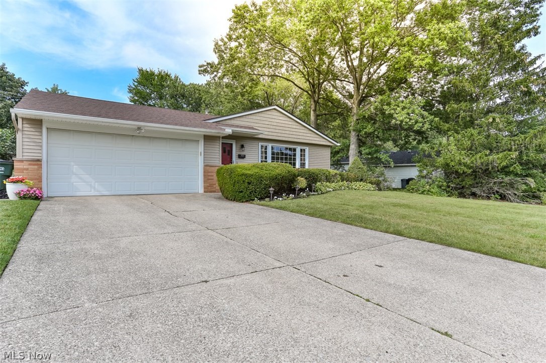 6533 Longridge Road Cleveland, OH 44124 - Photo 29 of 31