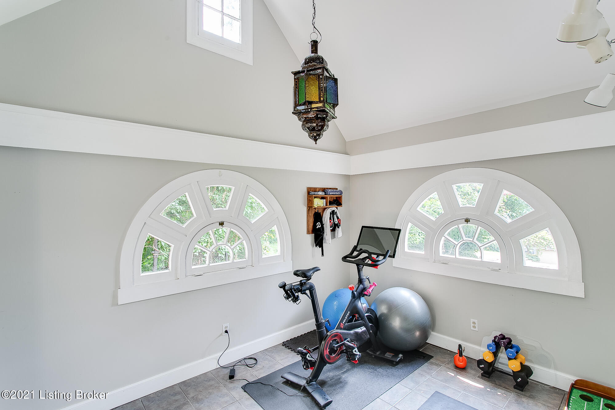 2122 Edgehill Road Louisville, KY 40205 - Photo 24 of 50 2122 Edgehill Rd-37
