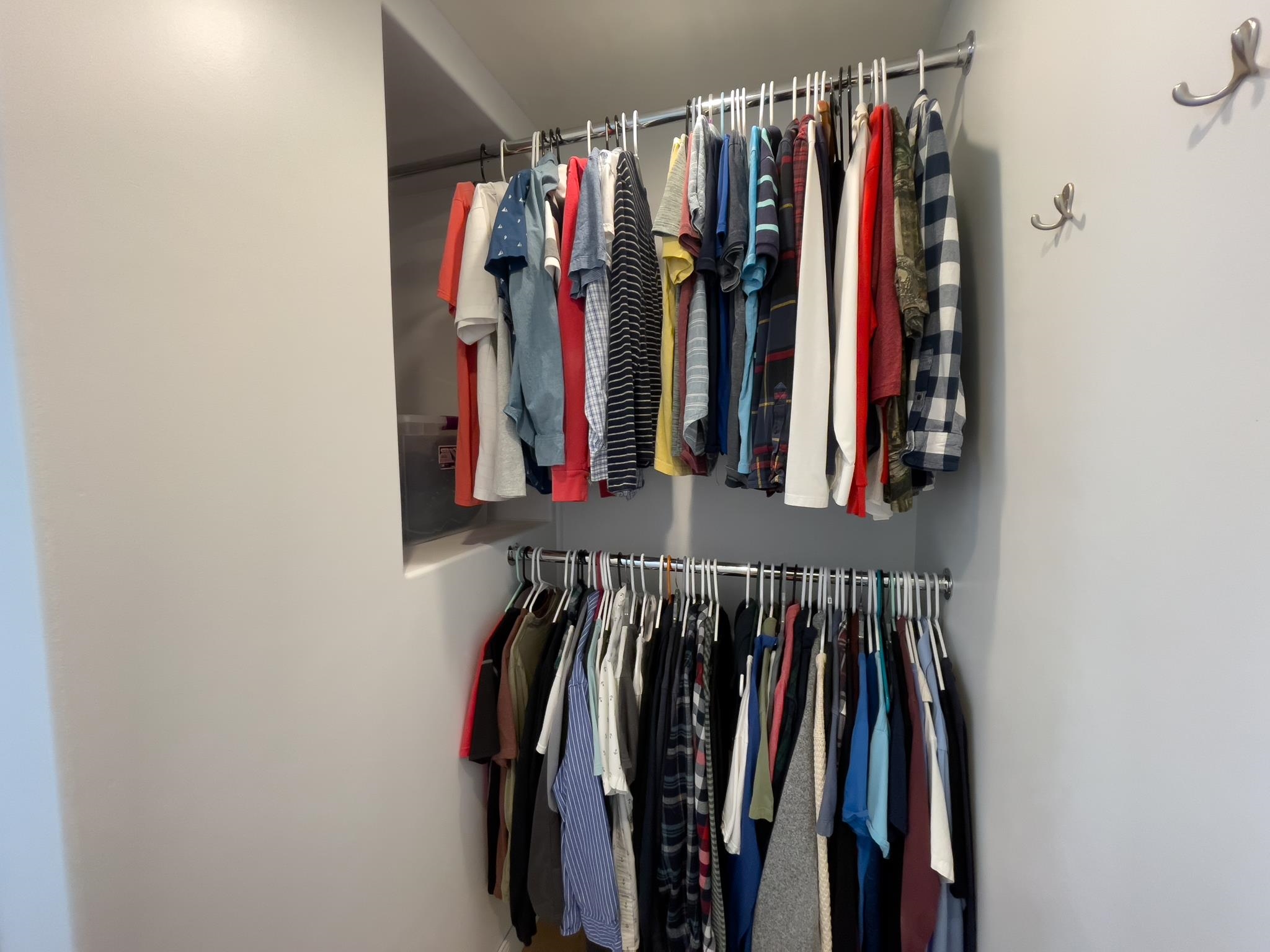 20 Field Road Silver Bay, MN 55614 - Photo 40 of 42 View of walk in closet