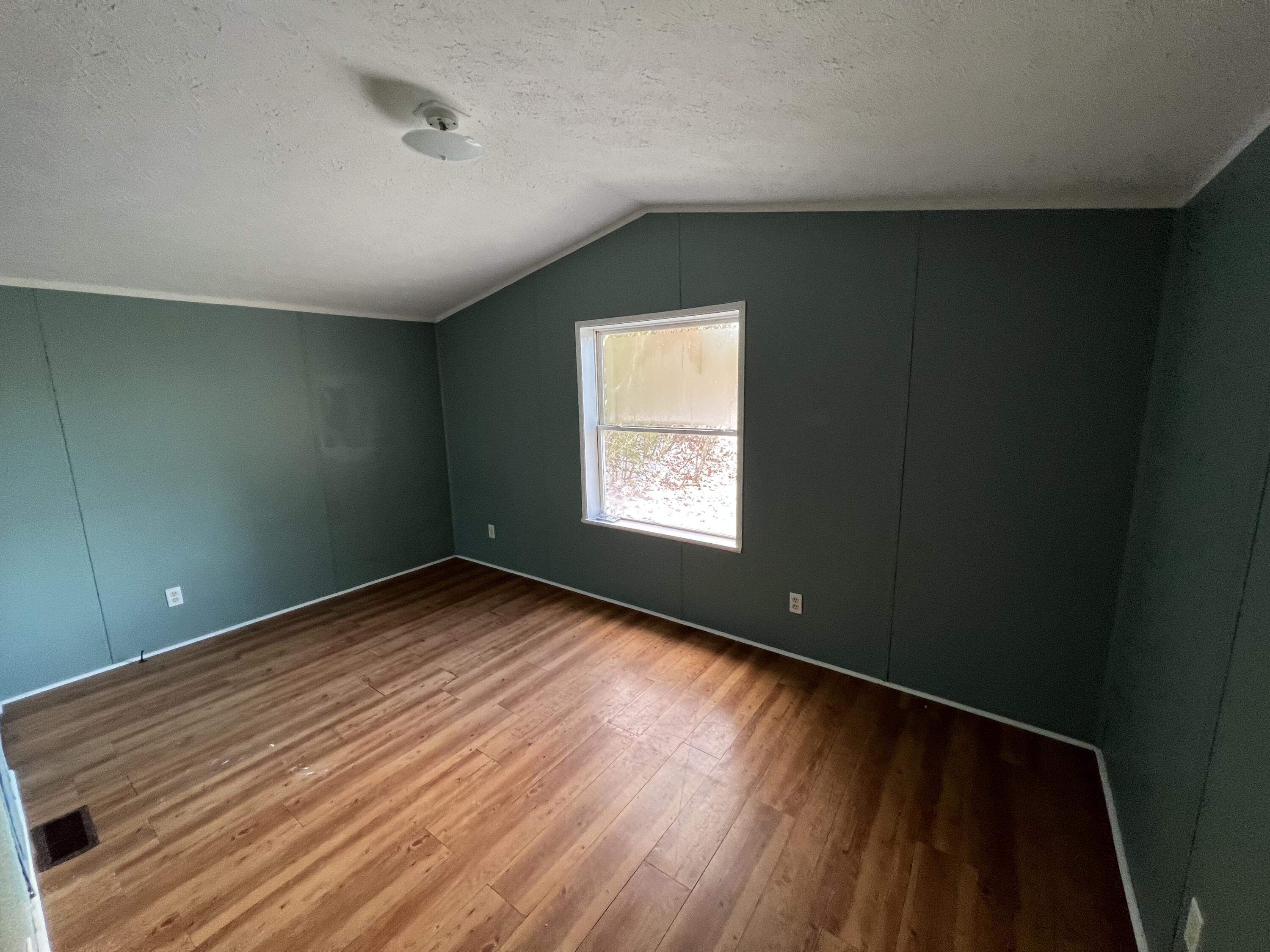 42 Weston Road Turner, ME 04282 - Photo 17 of 30 D85F5810-3D31-44EE-BCD7-9FCD53D31D6C