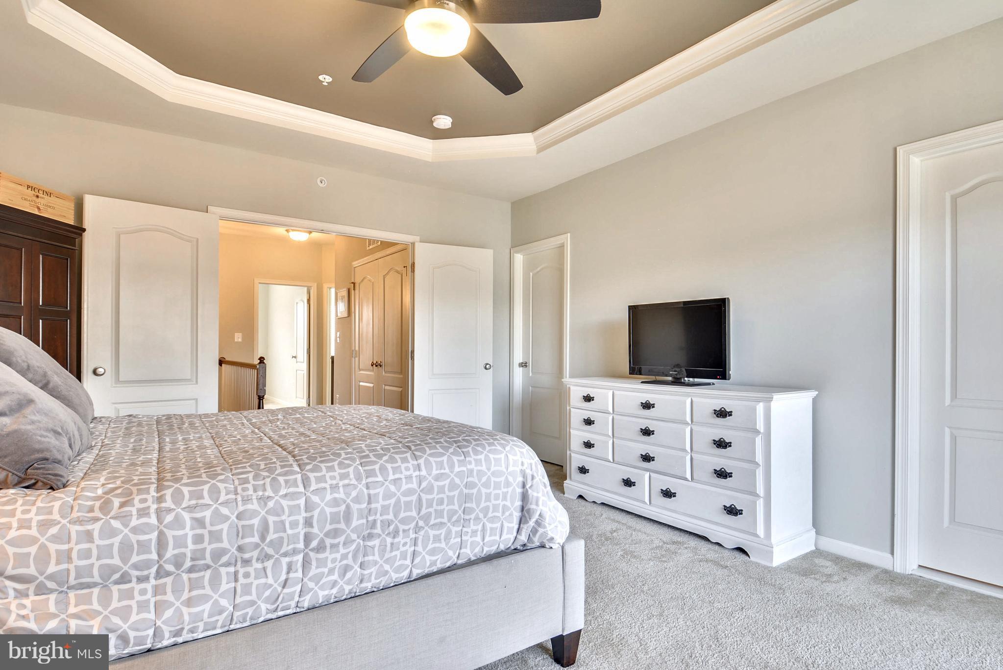 23487 Logans Ridge Terrace Ashburn, VA 20148 - Photo 12 of 27 Primary Suite with Huge Walk-in Closet