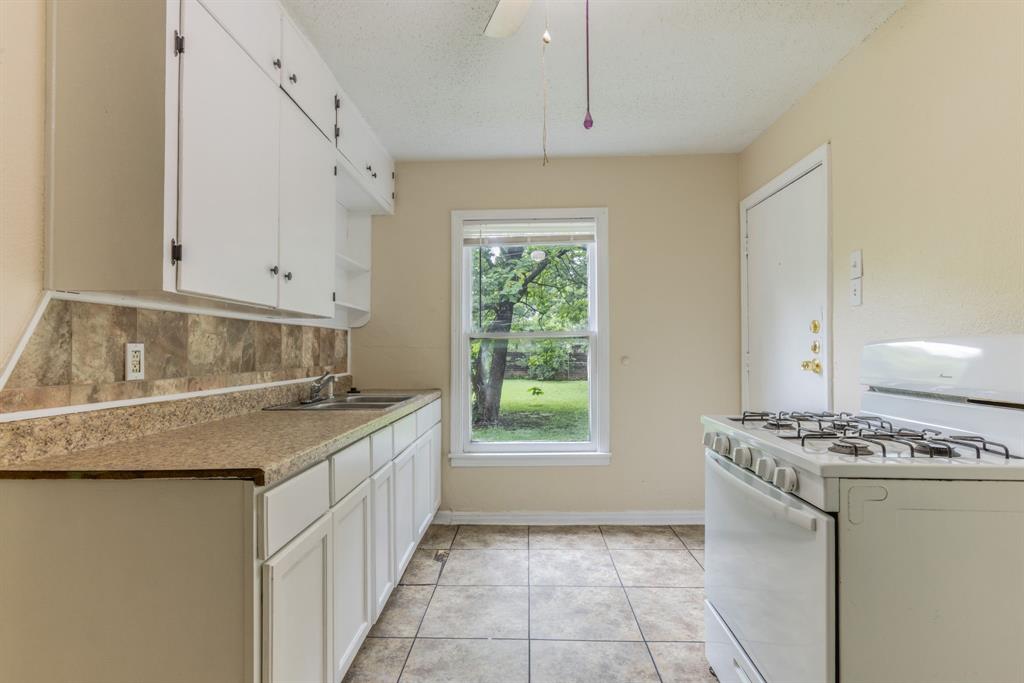 3617 Pine Avenue Waco, TX 76708 - Photo 7 of 15
