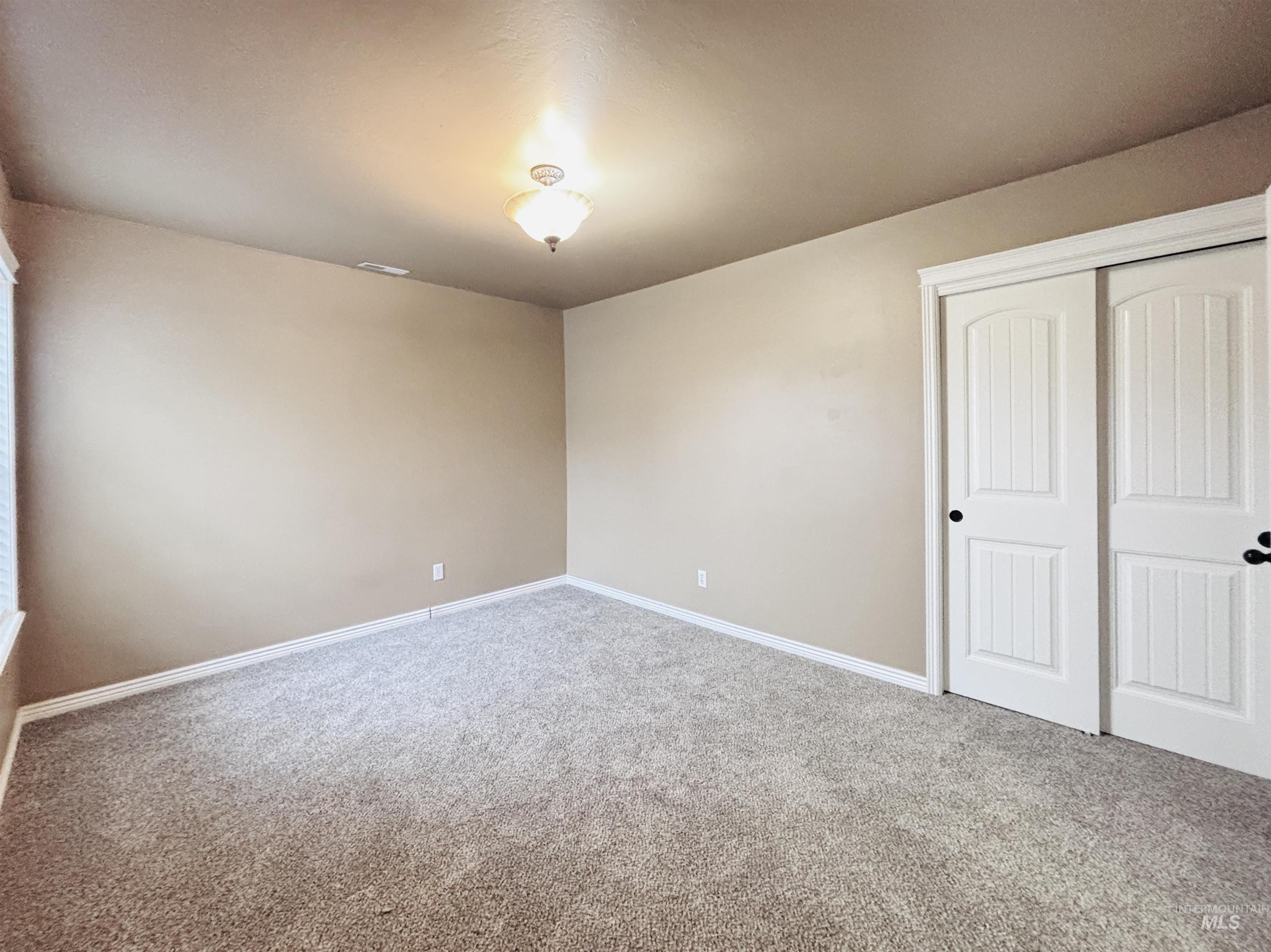 898 Wendell Street Twin Falls, ID 83301 - Photo 13 of 36