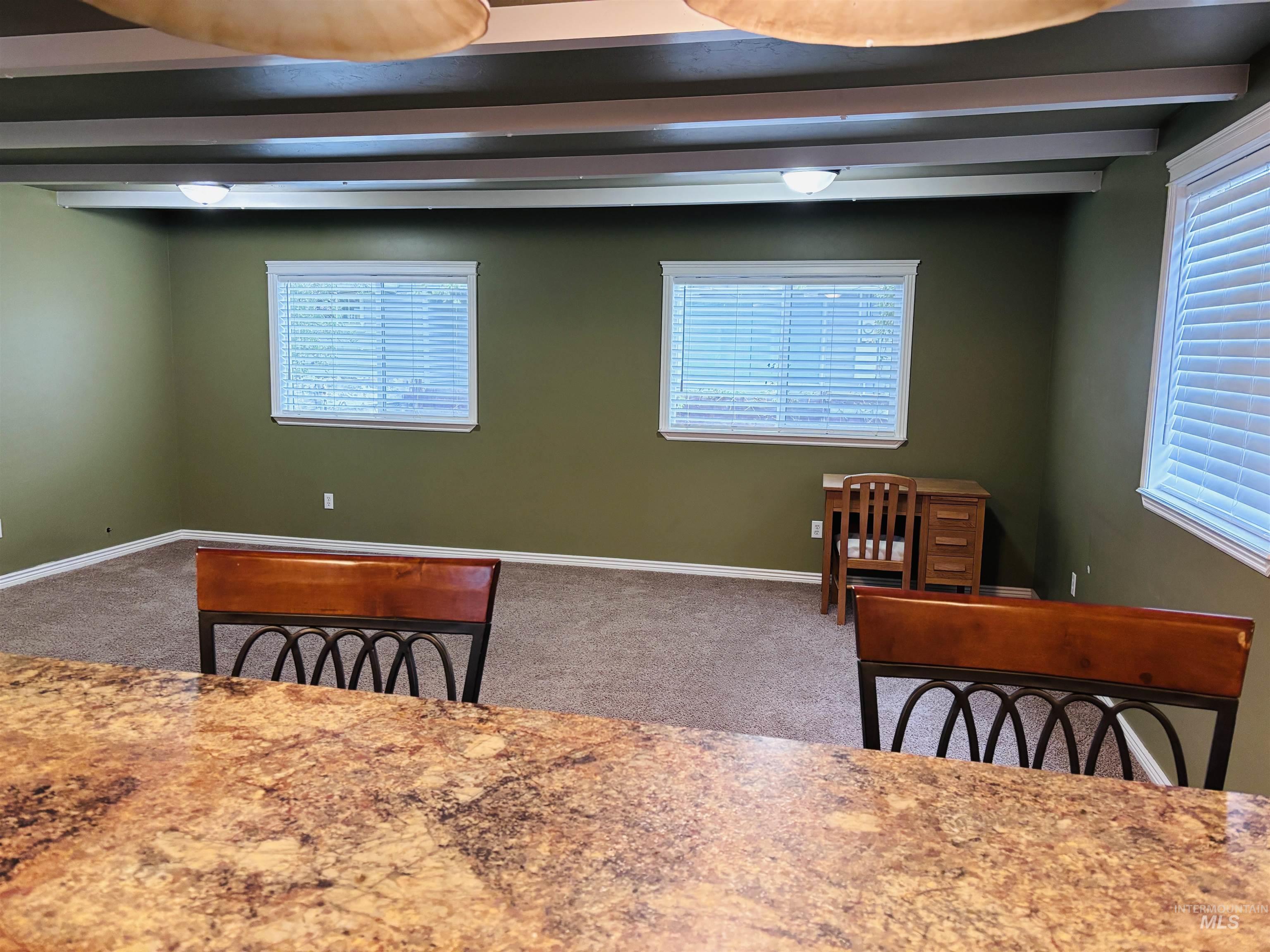 898 Wendell Street Twin Falls, ID 83301 - Photo 4 of 36