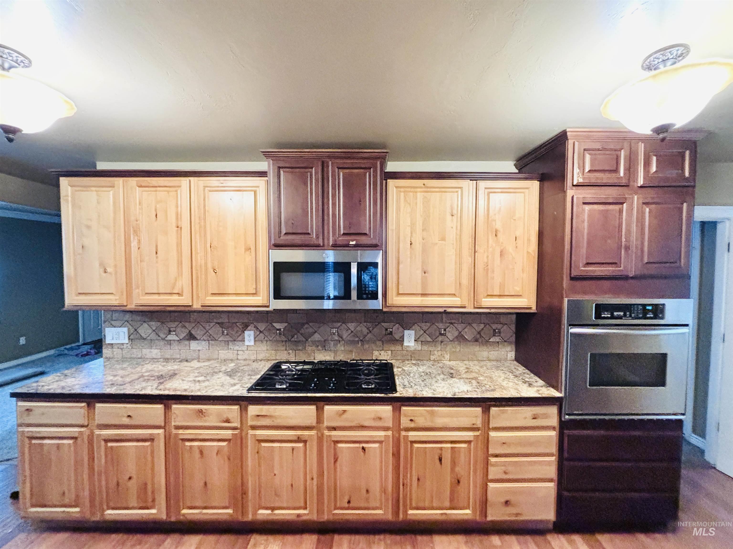 898 Wendell Street Twin Falls, ID 83301 - Photo 9 of 36